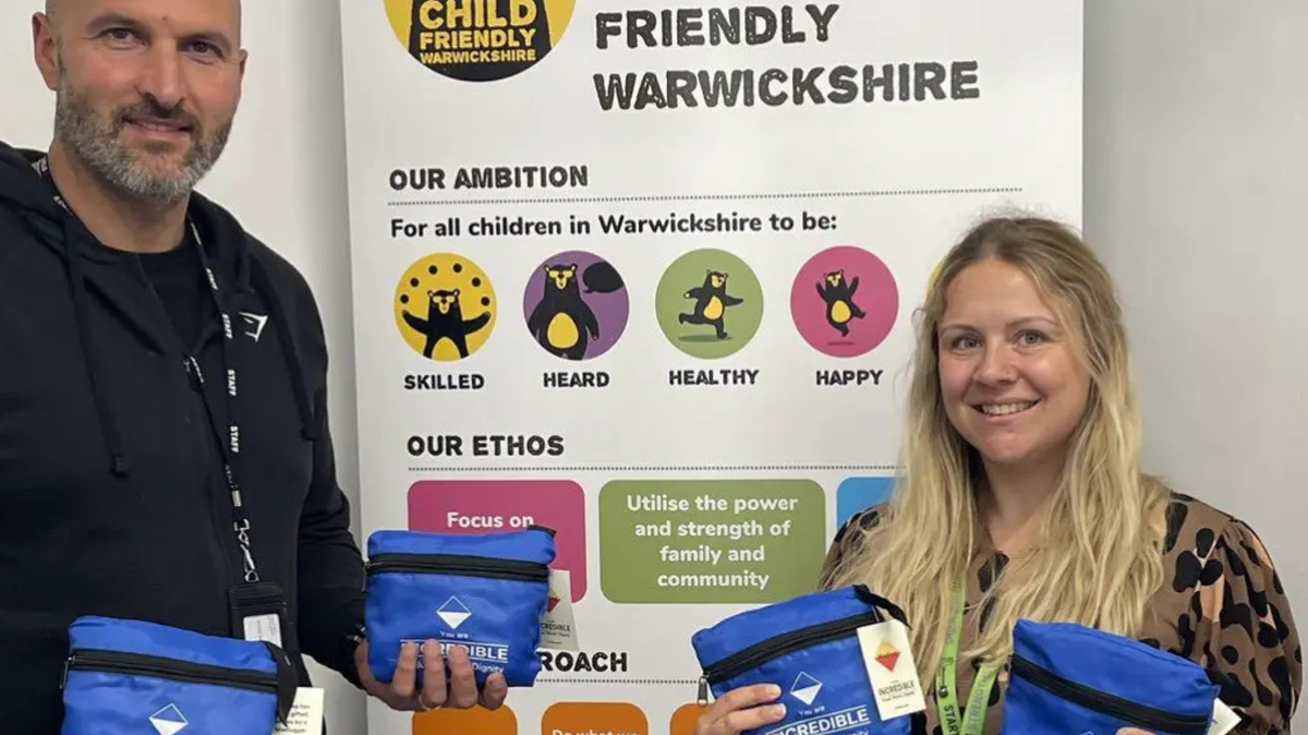 Warwickshire Receives Bags